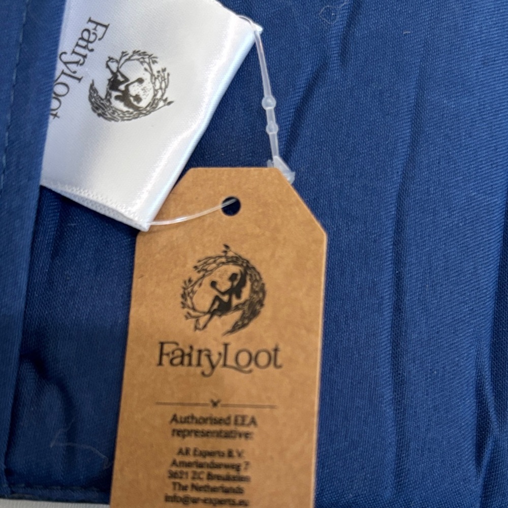 Fairyloot TLC fabric book cover - Picture 4 of 5